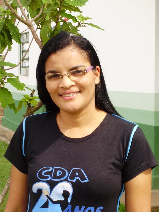 Professora estadual fará curso de inglês nos EUA.